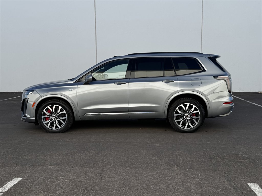 2024 Cadillac XT6 - $32,990