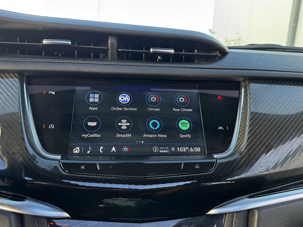 2024 Cadillac XT6 - $32,990