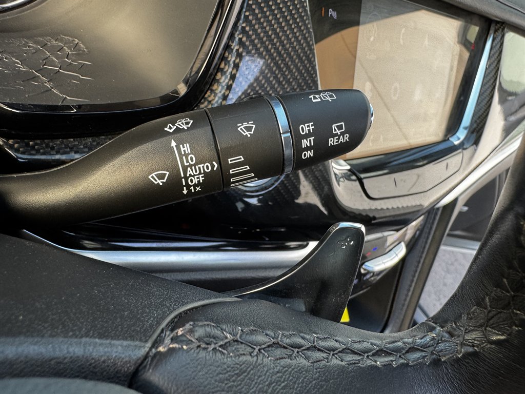 2024 Cadillac XT6 - $32,990