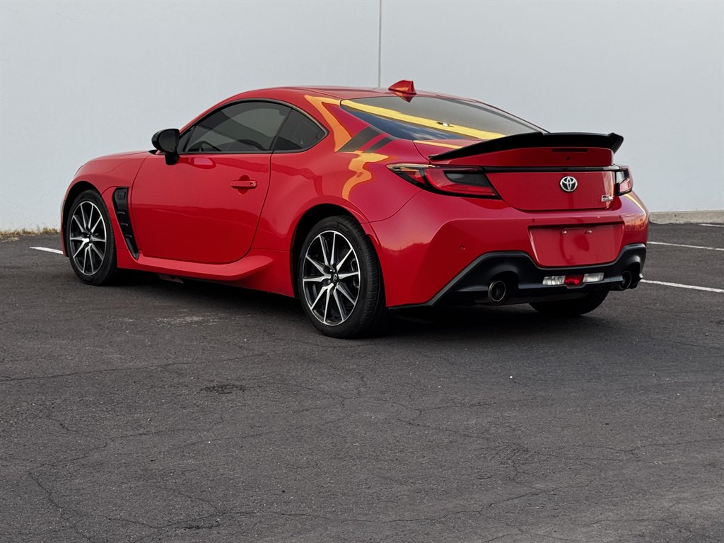 2023 Toyota 86 - $18,990