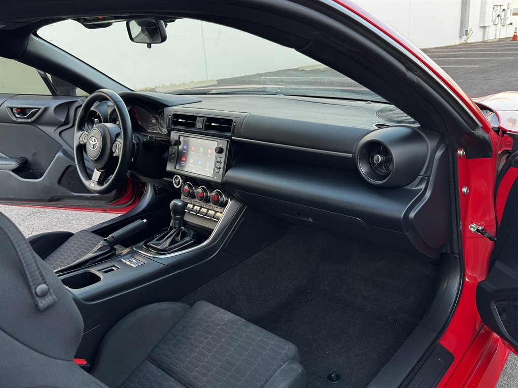2023 Toyota 86 - $18,990