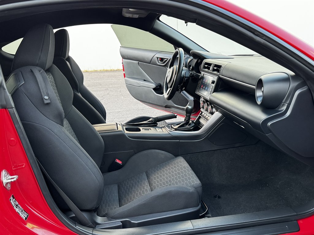 2023 Toyota 86 - $18,990