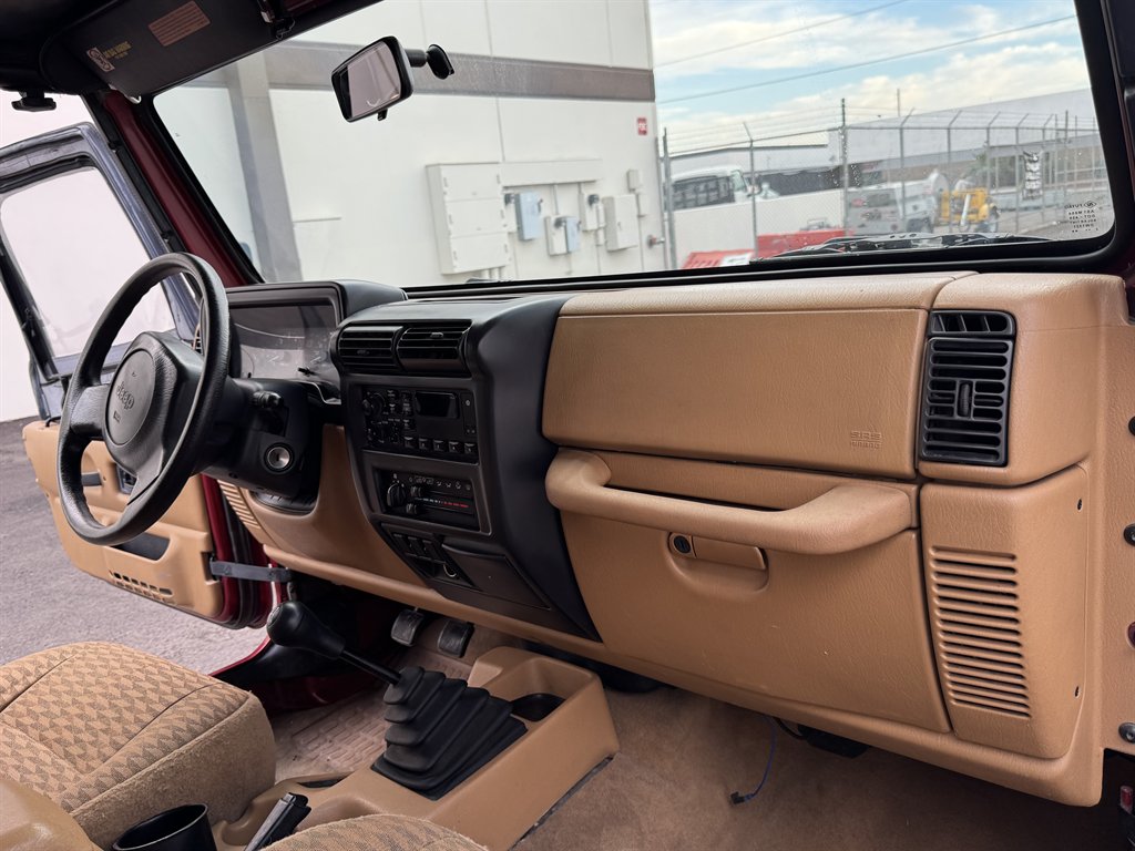 1998 Jeep Wrangler - $10,990