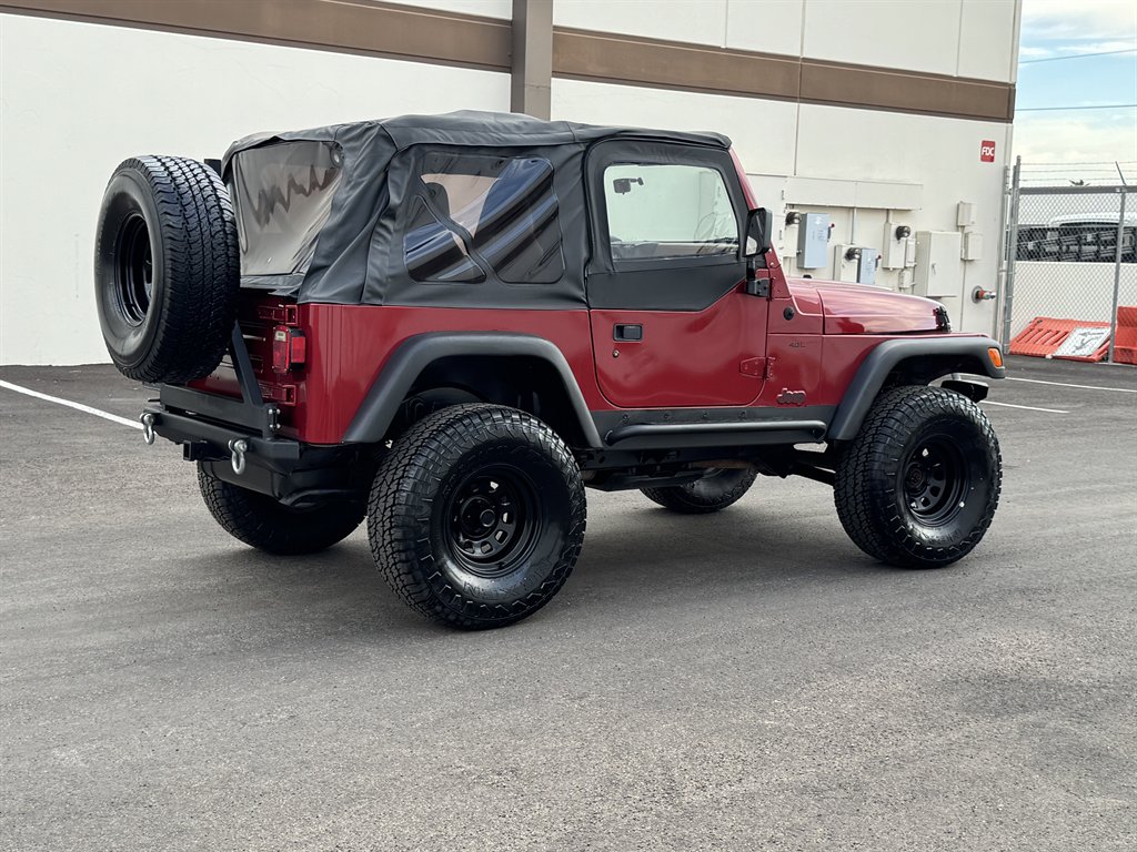 1998 Jeep Wrangler - $10,990