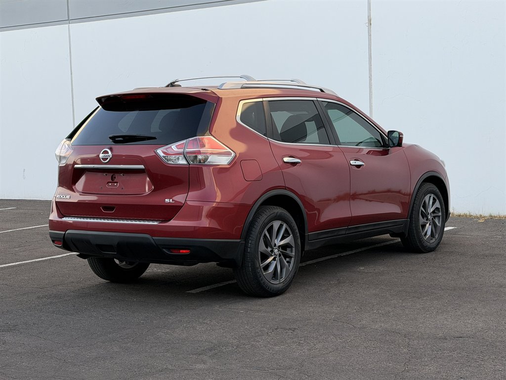 2016 Nissan Rogue - $10,990