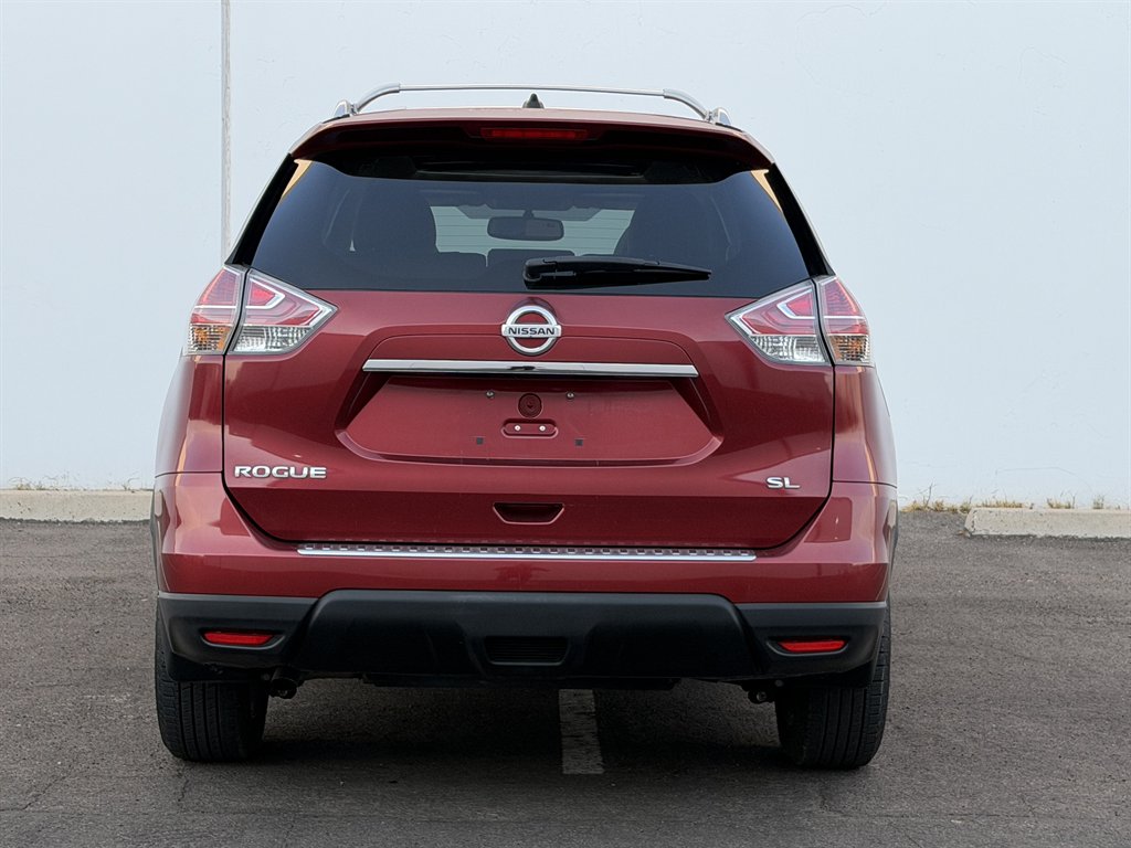 2016 Nissan Rogue - $10,990