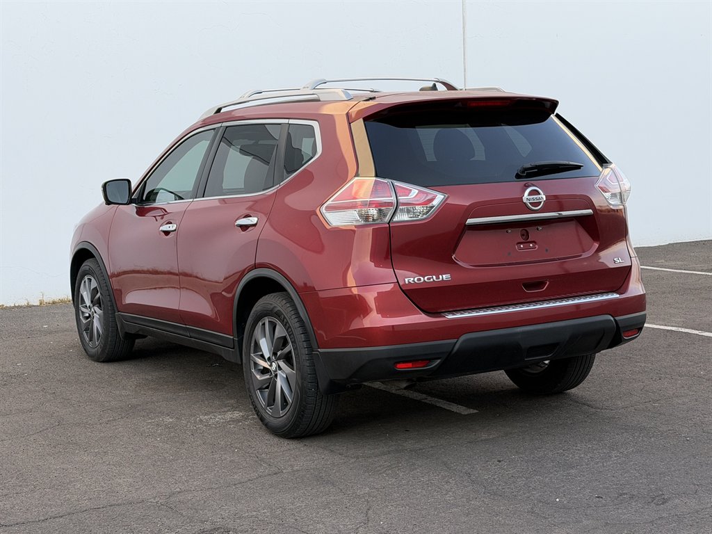 2016 Nissan Rogue - $10,990
