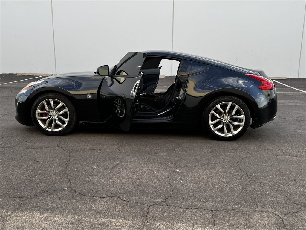 2013 Nissan 370Z - $14,990