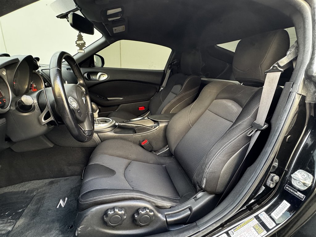 2013 Nissan 370Z - $14,990