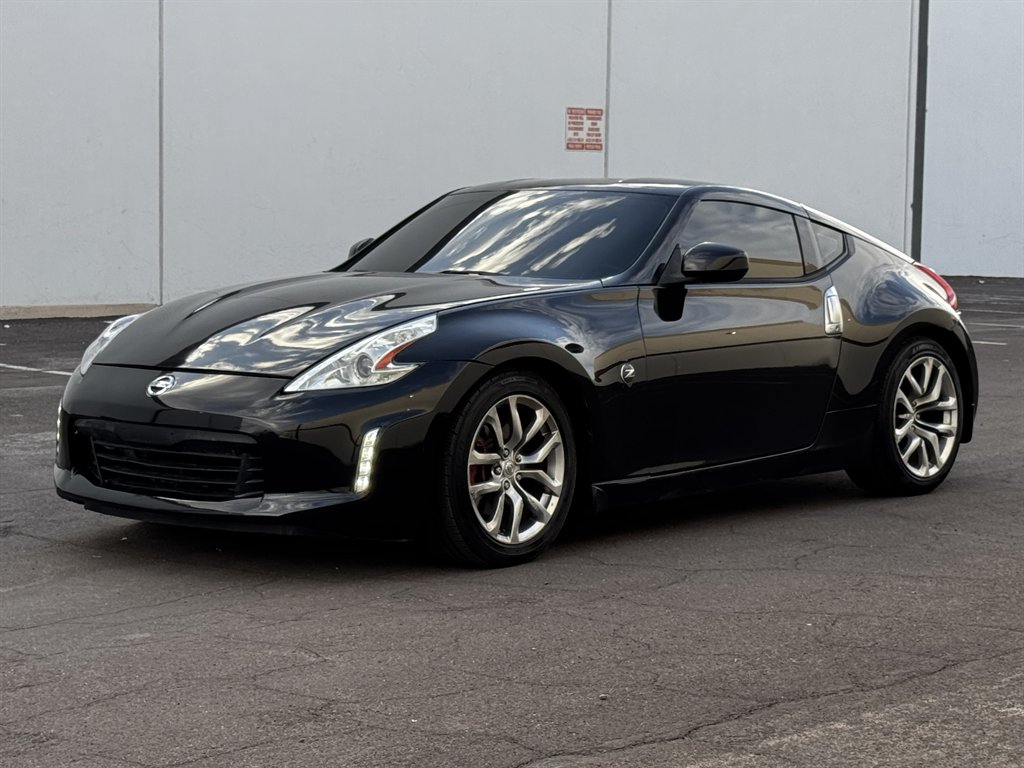 2013 Nissan 370Z - $14,990