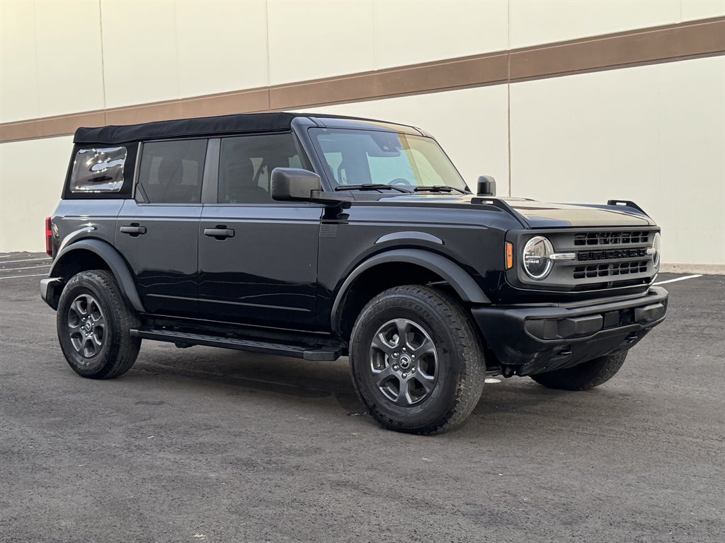 2023 Ford Bronco - $30,990