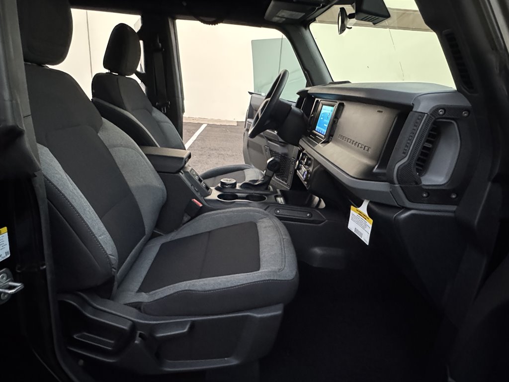 2023 Ford Bronco - $30,990