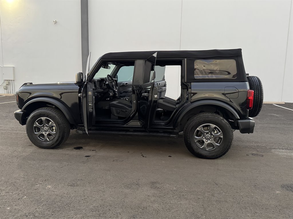 2023 Ford Bronco - $30,990
