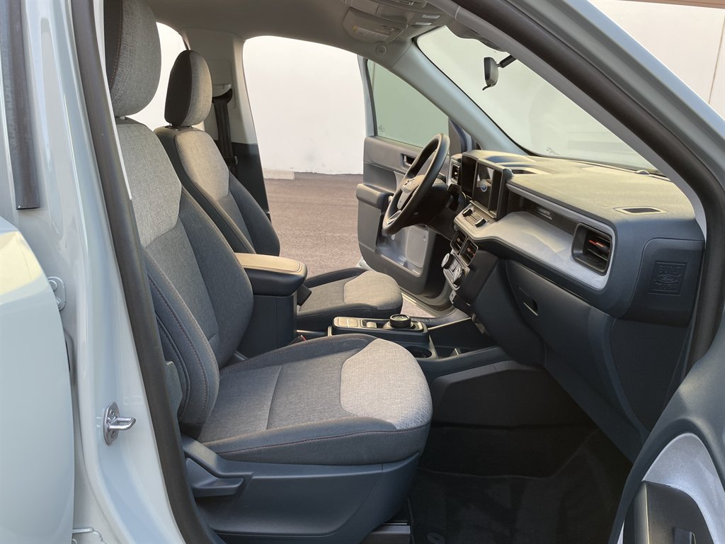 2024 Ford Maverick XLT photo 10