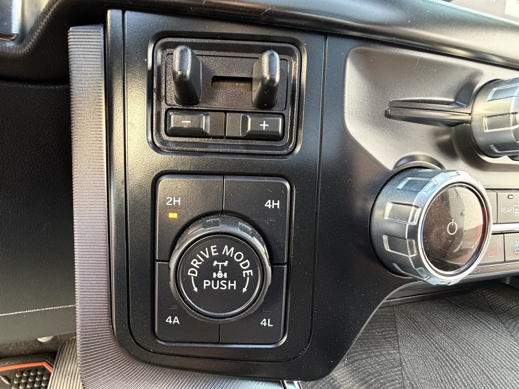 2023 Ford F-150 - $39,990