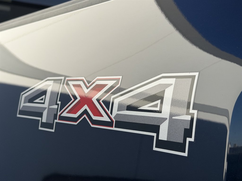 2023 Ford F-150 - $39,990