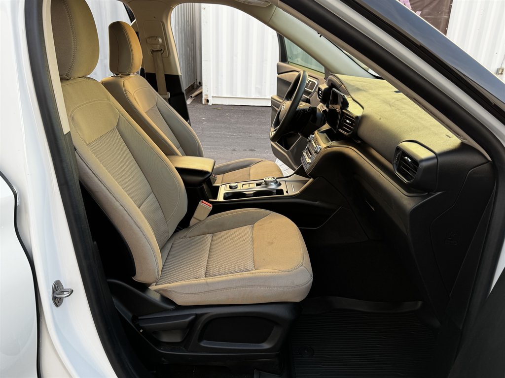 2020 Ford Explorer - $18,990