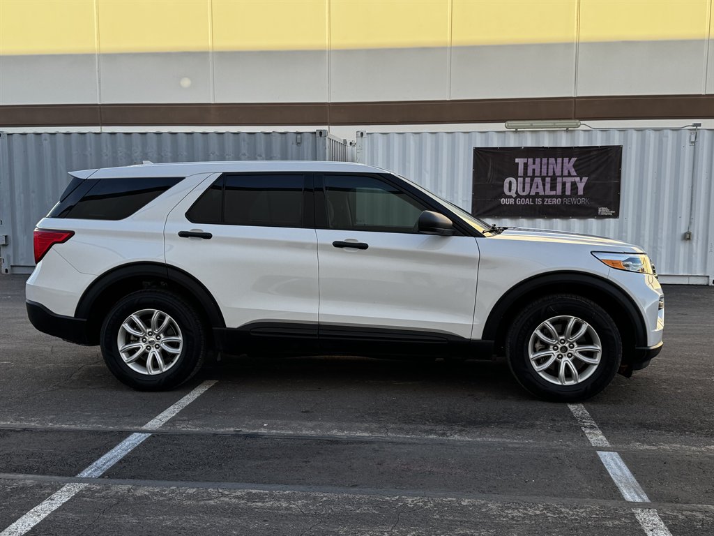 2020 Ford Explorer - $18,990