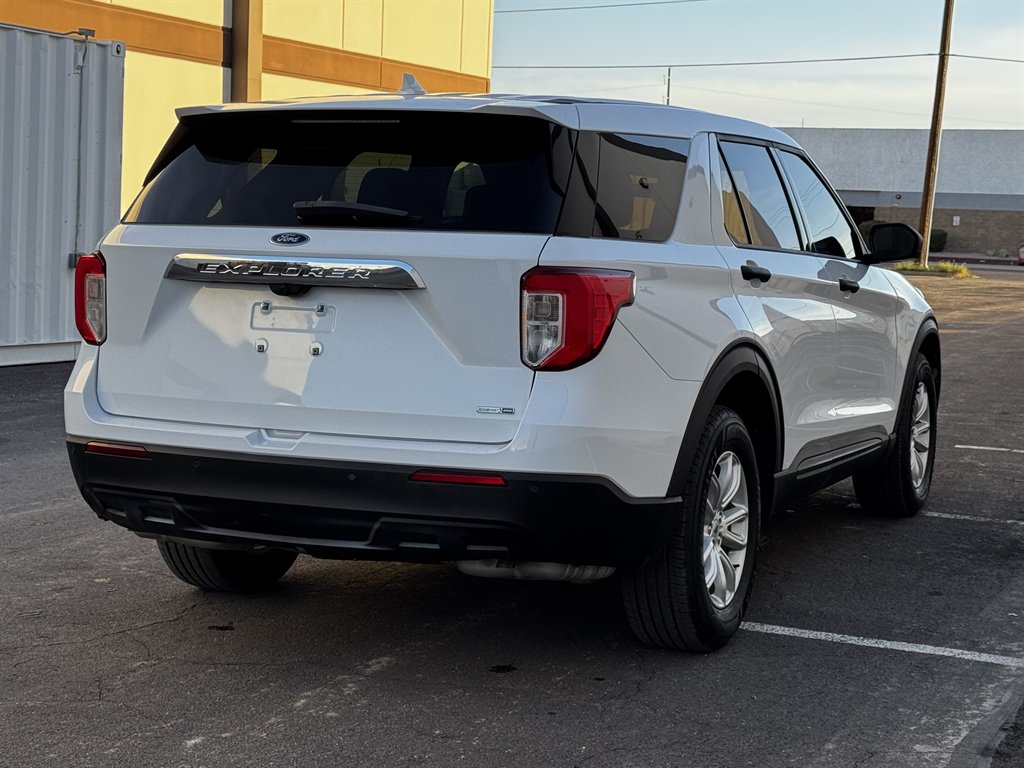 2020 Ford Explorer - $18,990