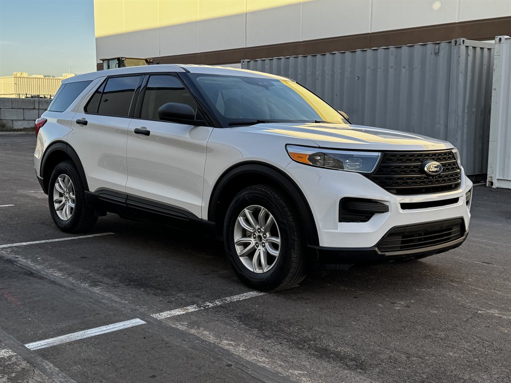 2020 Ford Explorer - $18,990