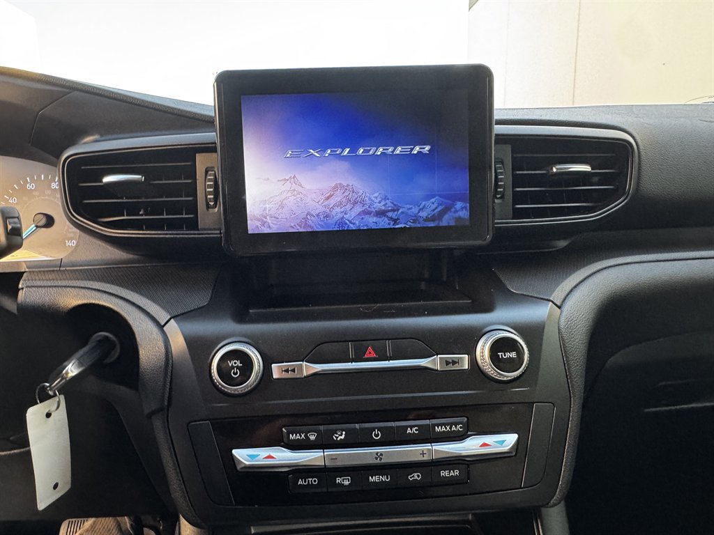 2020 Ford Explorer - $18,990