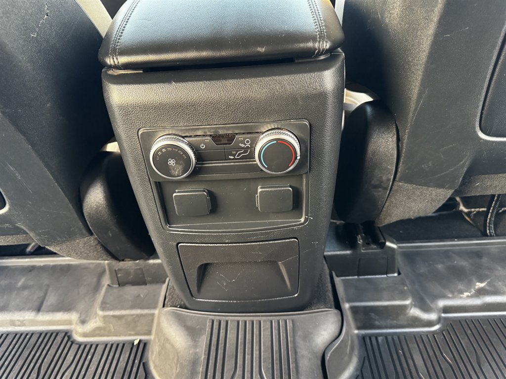 2020 Ford Explorer - $18,990