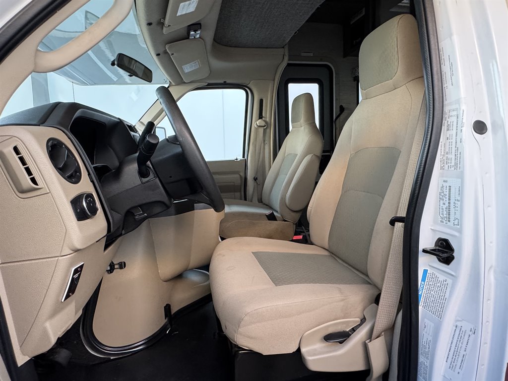 2022 Ford E-350 - $54,990