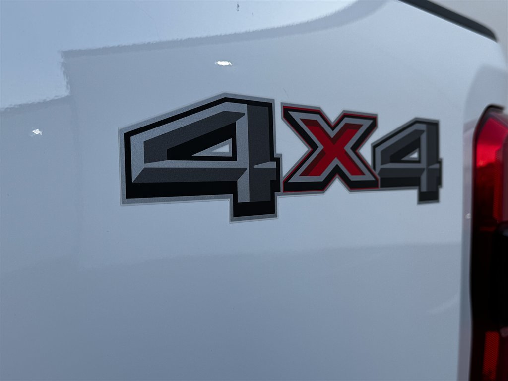 2023 Ford F-350 - $36,990