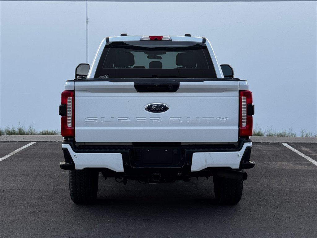 2023 Ford F-350 - $36,990