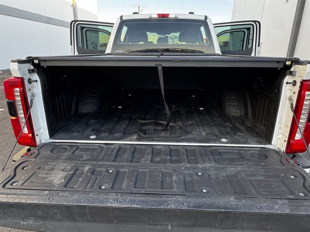 2023 Ford F-350 - $36,990