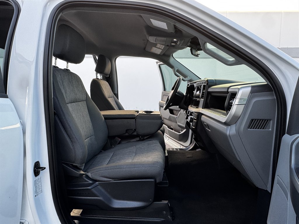 2023 Ford F-350 - $36,990