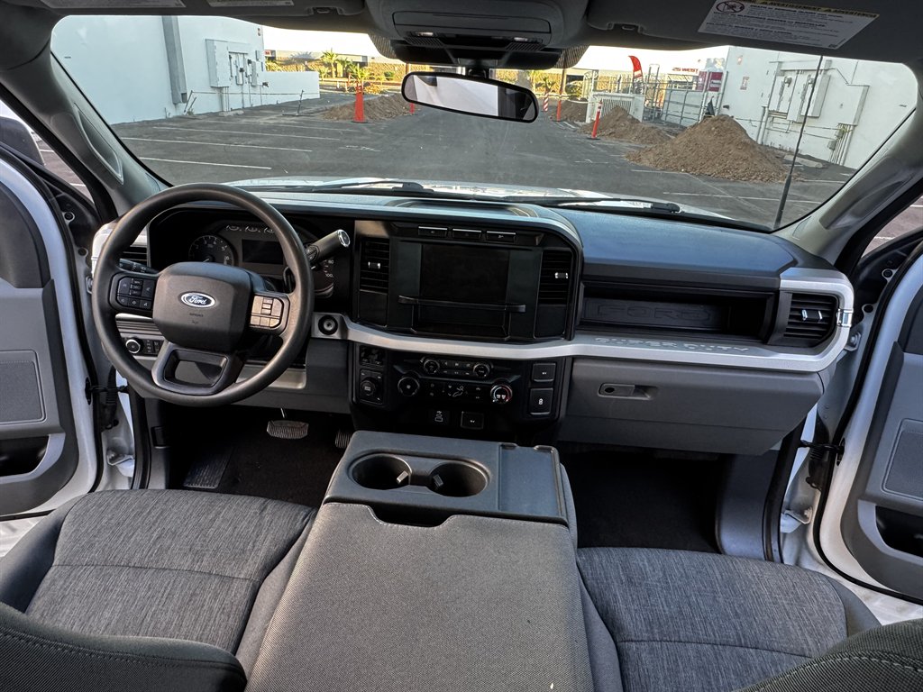 2023 Ford F-350 - $36,990