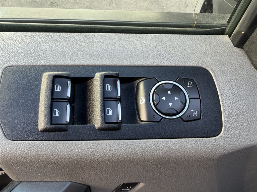 2015 Ford F-150 - $15,990