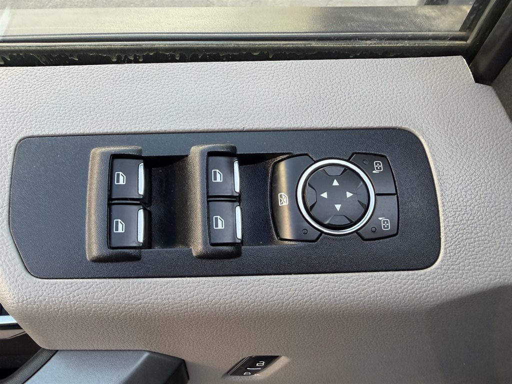 2016 Ford F-150 - $16,990