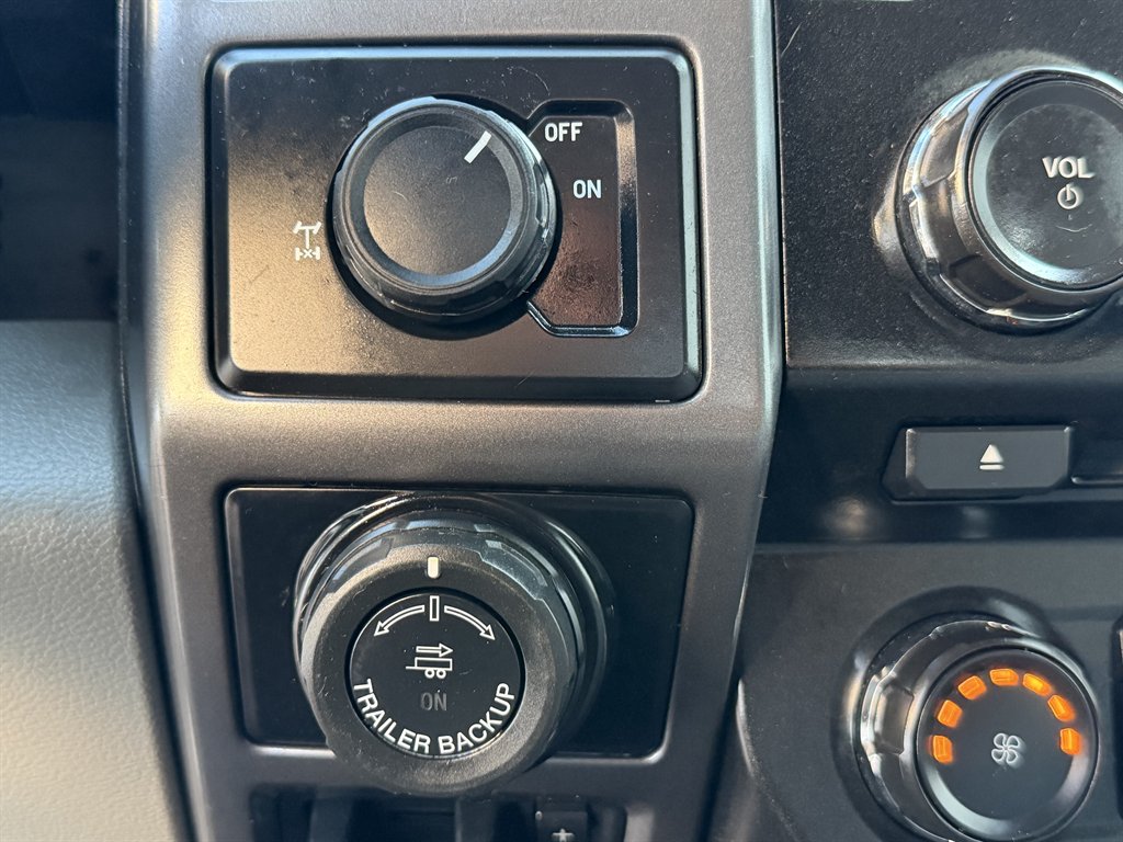 2016 Ford F-150 - $16,990