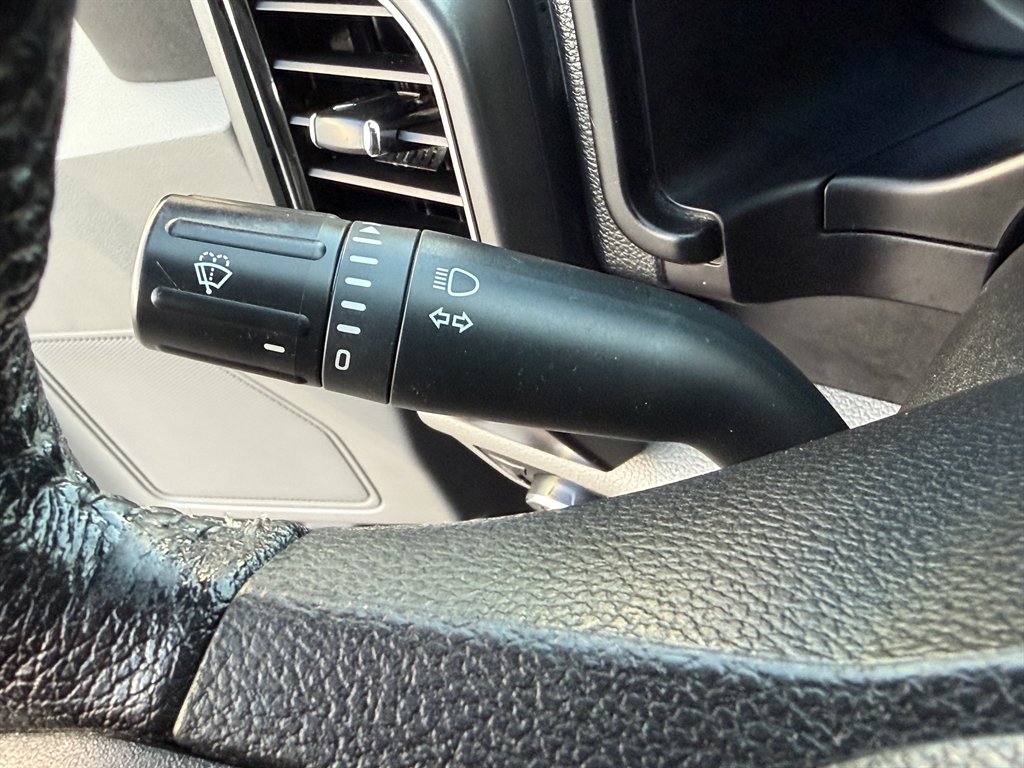 2016 Ford F-150 - $16,990