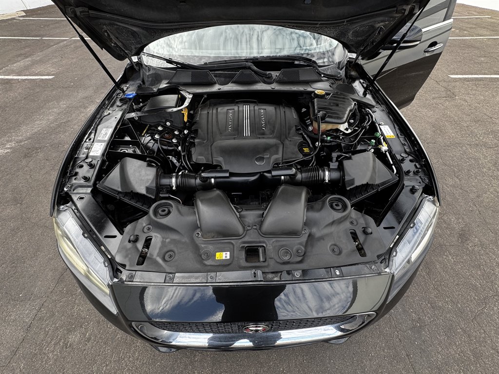 2017 Jaguar XJ - $13,990