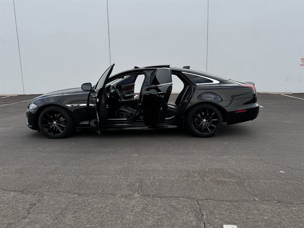 2017 Jaguar XJ - $13,990