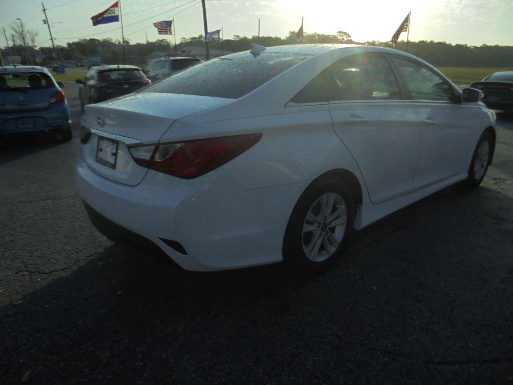 2014 Hyundai Sonata GLS photo