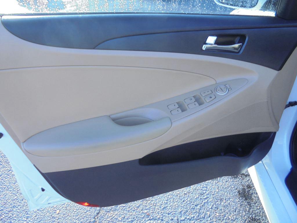 2014 Hyundai Sonata GLS photo