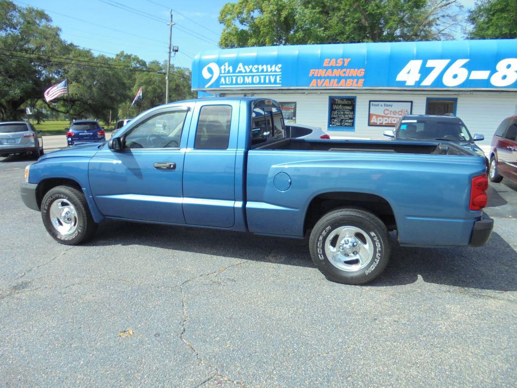 2005 Dodge Dakota ST photo