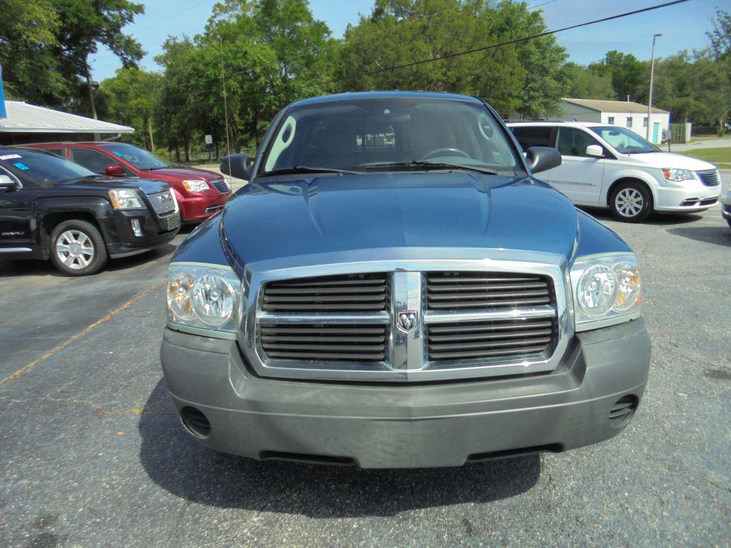 2005 Dodge Dakota ST photo