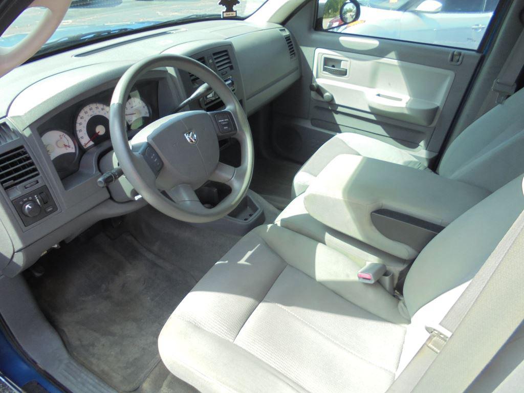 2005 Dodge Dakota ST photo