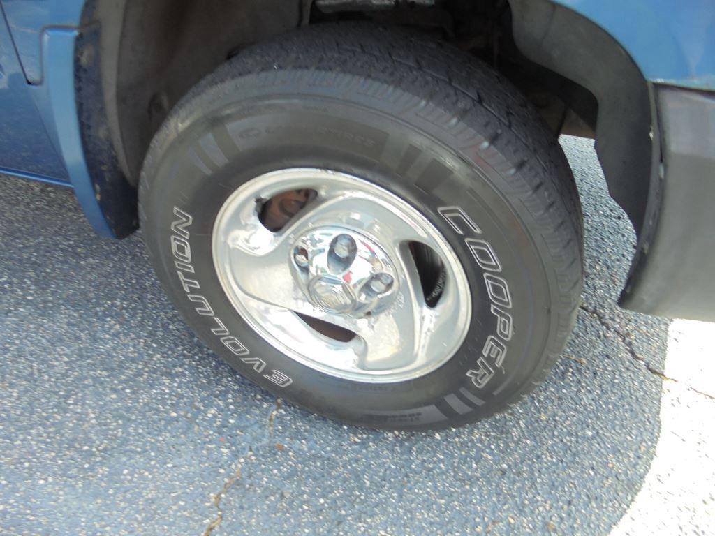 2005 Dodge Dakota ST photo