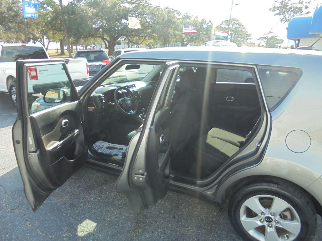 2017 Kia Soul - $7,988