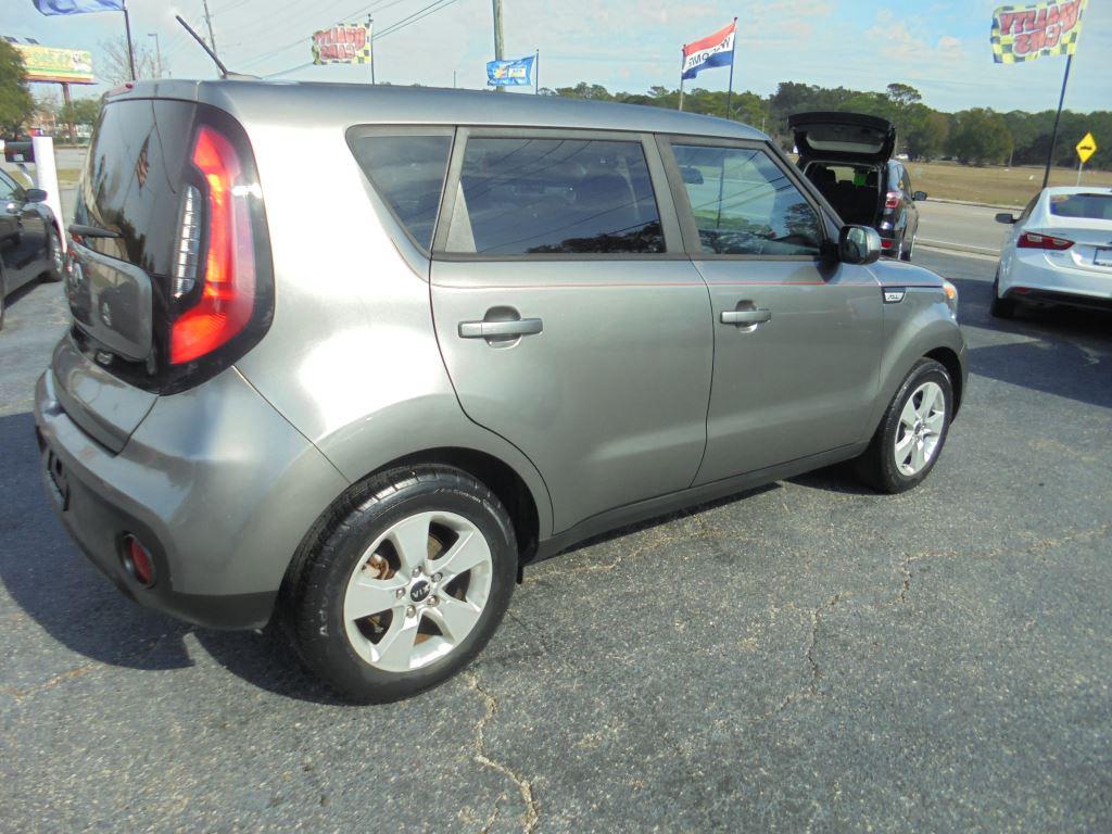 2017 Kia Soul - $7,988