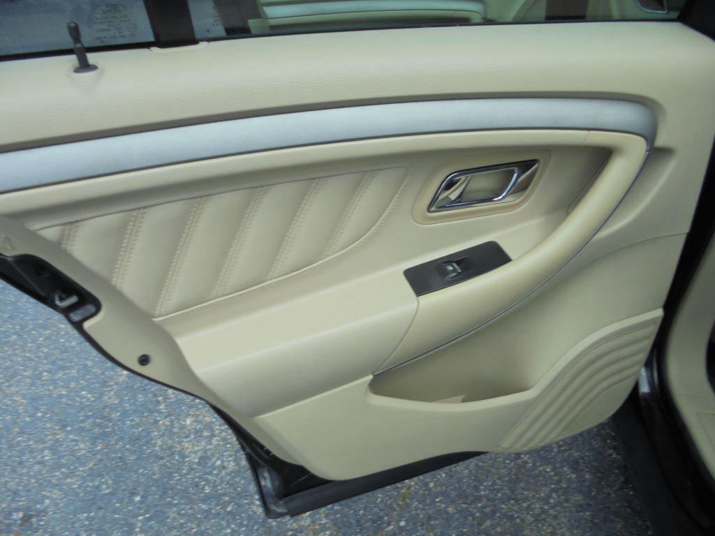 2014 Ford Taurus - $7,288