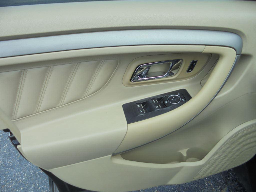 2014 Ford Taurus - $7,288