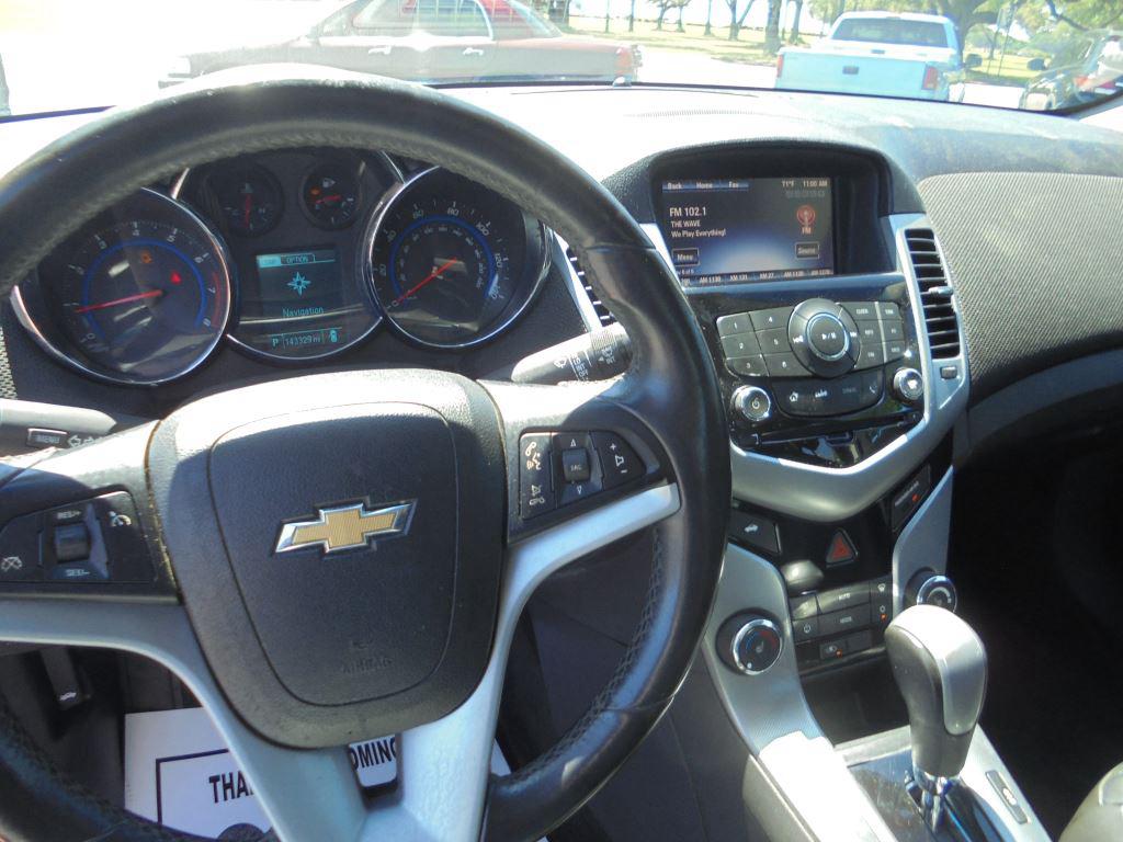 2015 Chevrolet Cruze - $7,650