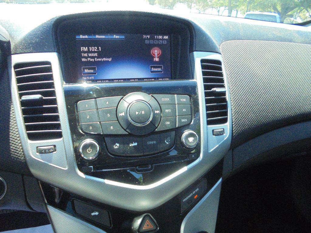 2015 Chevrolet Cruze - $7,650